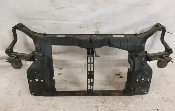 Hyundai Tucson JM Radiator support slam panel