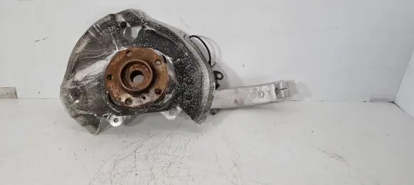BMW X5 F15 Front wheel hub 6869869 31216869869 77377317