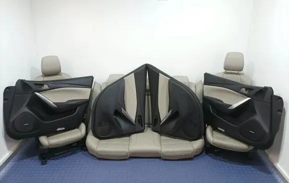 Seat set