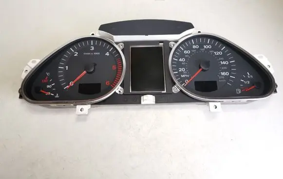 Audi Q7 4L Speedometer (instrument cluster) 4L0920981B 4F0910930C