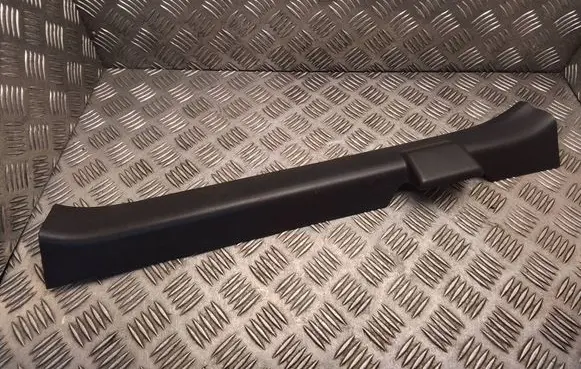 Suzuki Vitara (LY) Front sill trim cover 7615161M0