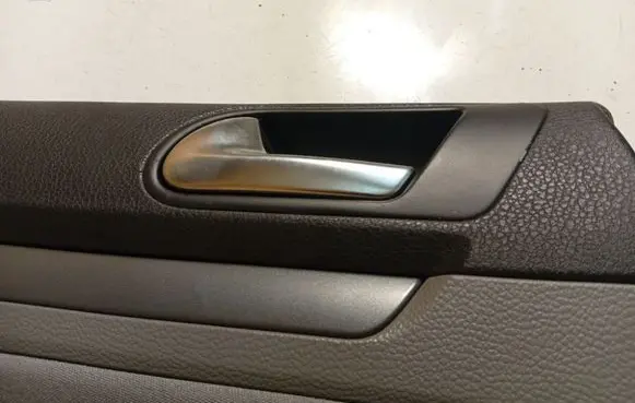 Volkswagen Jetta V Rear door interior handle
