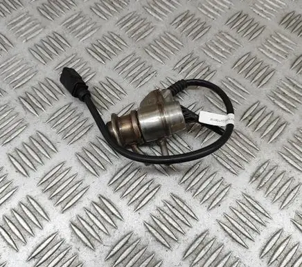 Volkswagen Touareg III AdBlue injector 4G0131113E