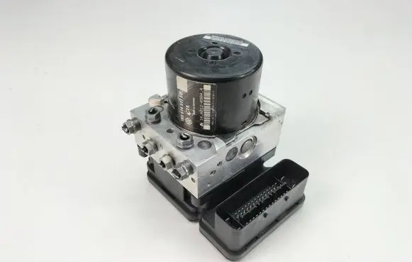 Volkswagen Caddy ABS Pump 1K0907379BM 1K0614517ED
