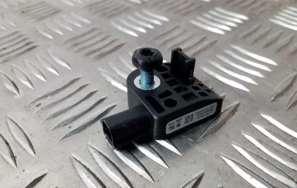 Opel Mokka Airbag deployment crash/impact sensor 13578678