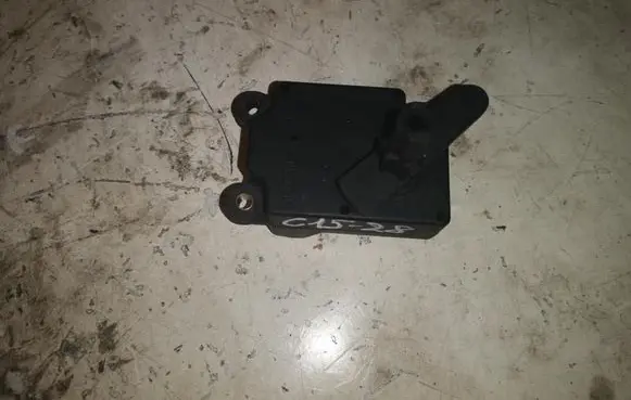 Volvo XC90 A/C air flow flap actuator/motor 74931GML