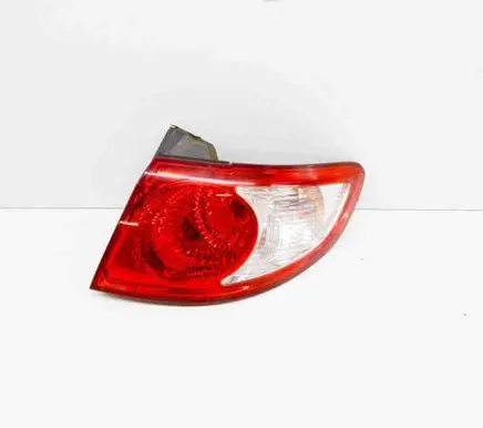 Hyundai Santa Fe Rear/tail lights 924022B000