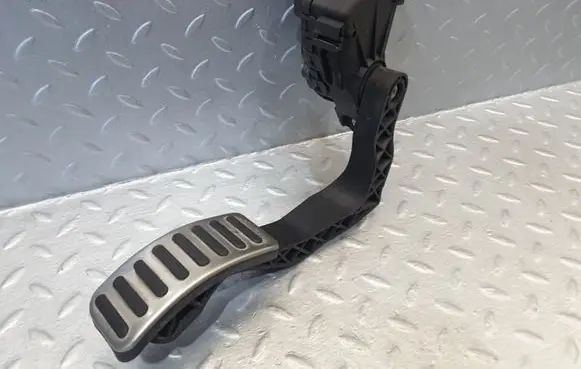 Volkswagen Phaeton Accelerator throttle pedal 3D1721503L