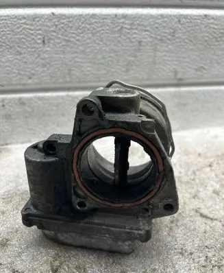 Skoda Octavia Mk2 (1Z) Throttle valve 03G128063J