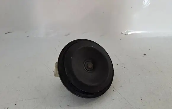 Toyota Avensis T250 Horn signal 8651005020