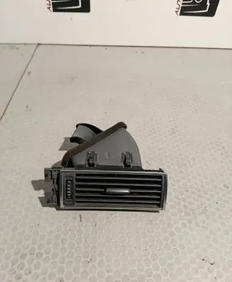 Audi A6 S6 C6 4F Dashboard side air vent grill/cover trim 4F1820902