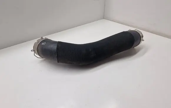 Intercooler hose/pipe