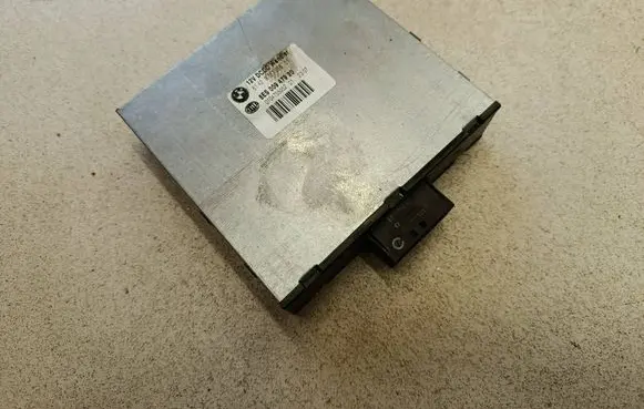 BMW 5 E60 E61 Other control units/modules 9127088 0104755052 8ES00947920