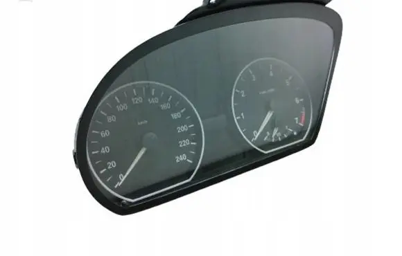 BMW 1 E81 E87 Speedometer (instrument cluster)