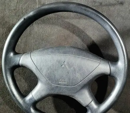 Mitsubishi Space Star Steering wheel 030135