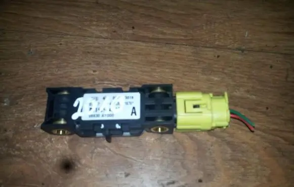 Nissan Almera N16 Airbag deployment crash/impact sensor 0285003019 98830ay000