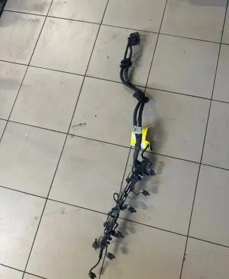 BMW X3 G01 Fuel injector wires 8655878