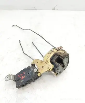 Subaru Impreza I Front door lock