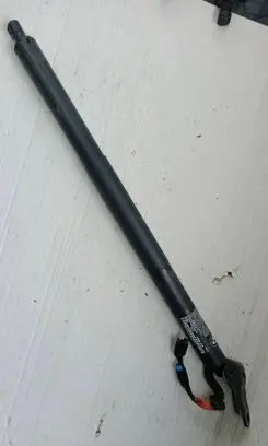 BMW X1 F48 F49 Tailgate strut 7481807