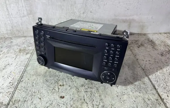 Mercedes-Benz CLC CL203 Radio/CD/DVD/GPS head unit A2038703294 A1694424760 A2038708889