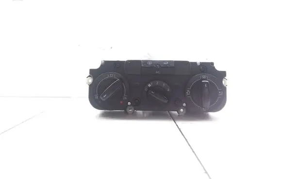 Volkswagen Golf V Climate control unit 74730960