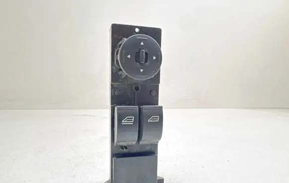 Ford Focus Electric window control switch 3M5T14529CE 03168003 L8A1C