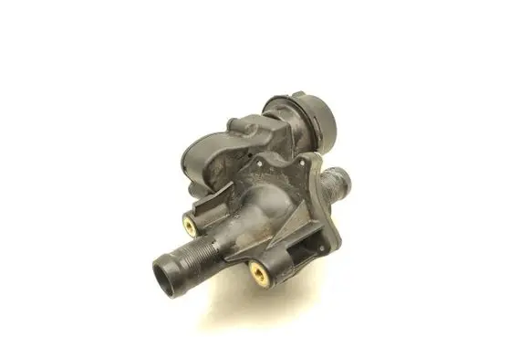 Nissan Qashqai Coolant heater control valve 922309109R