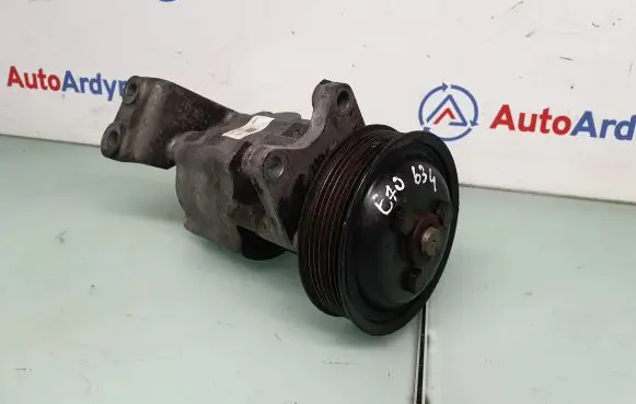 BMW X5 E70 Power steering pump 6796443 32416796443 32416781003