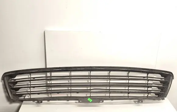 Peugeot 406 Front bumper lower grill 9630405270