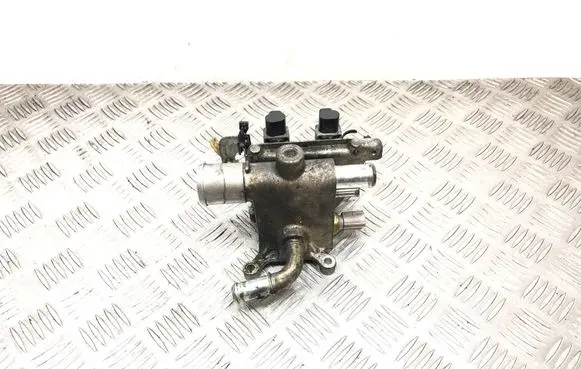 Ford Mondeo Mk III Thermostat/thermostat housing 1S7G8K556AJ 4M5G9A500 B885G06