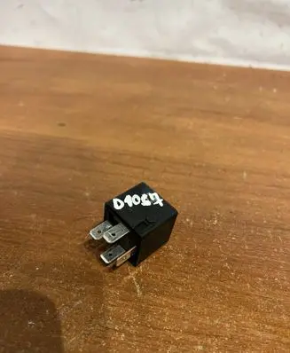 Mercedes-Benz SL R129 Other relay A0025421319 D1067