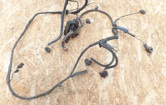 Renault Laguna II Headlight/headlamp wiring loom/harness 8200161579