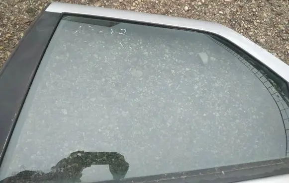 Citroen Xsara Rear door window glass as2