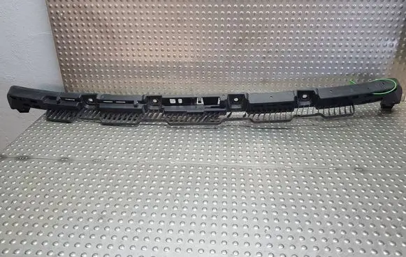 Volkswagen Golf VII Rear bumper mounting bracket S26370545 5G9807863A