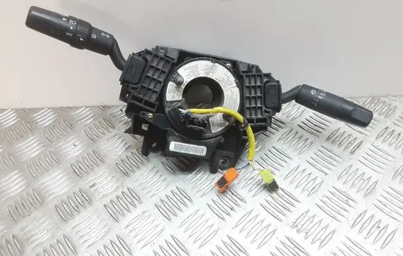 Mazda 3 I Wiper turn signal indicator stalk/switch 17D954