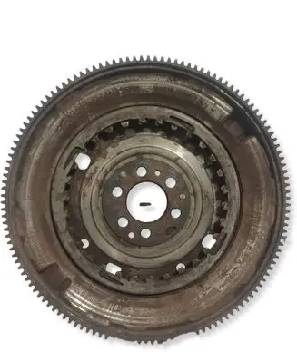 Volkswagen Golf VI Flywheel 