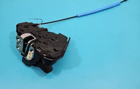 KIA Rio Front door lock 81320-H8050 IMPRK1510669