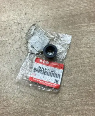 Suzuki Swift I Windshield washer fluid reservoir/tank 3845375000