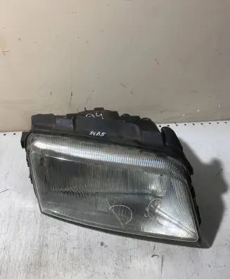 Audi A4 S4 B5 8D Headlight/headlamp