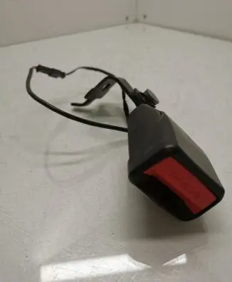 BMW X5M F85 Rear seatbelt buckle 7395076