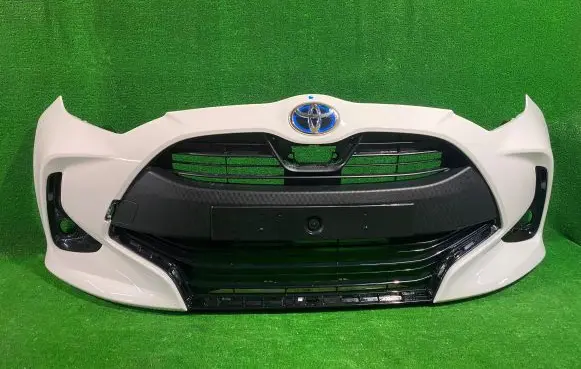 Toyota Yaris XP210 Front bumper