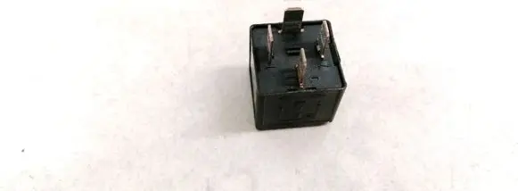 Ford C-MAX I Other relay 5M5T14B192CA V23136-B1-X66
