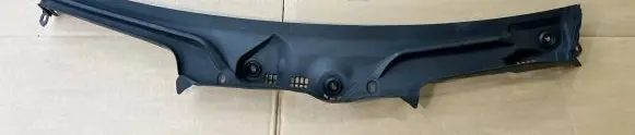 Mercedes-Benz E W213 Wiper trim A2138313400