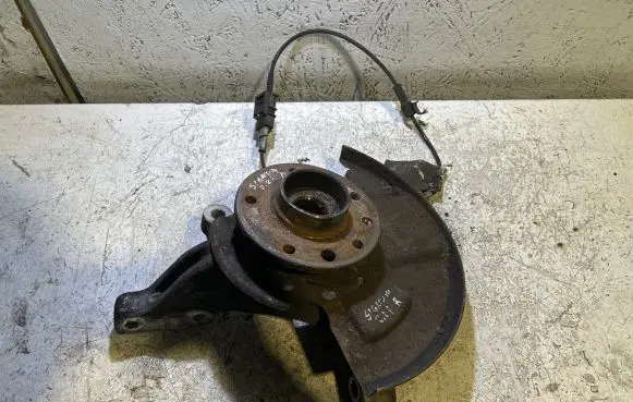Opel Signum Front wheel hub