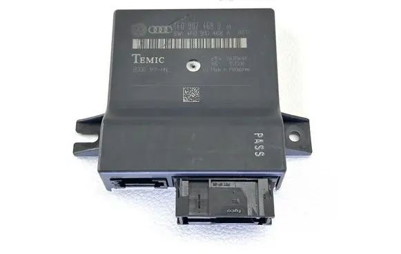 Audi A6 S6 C6 4F Gateway control module 4F0907468D 4F0910468A