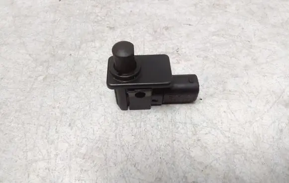 BMW 3 E46 Bonnet alarm switch sensor 8352229