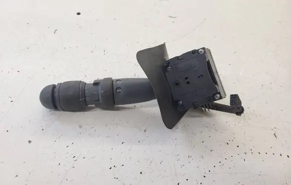 Iveco Daily 35.8 - 9 Indicator stalk 