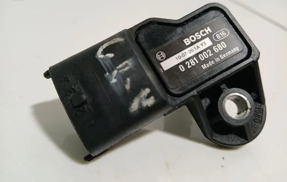 Honda CR-V Air pressure sensor 0281002680
