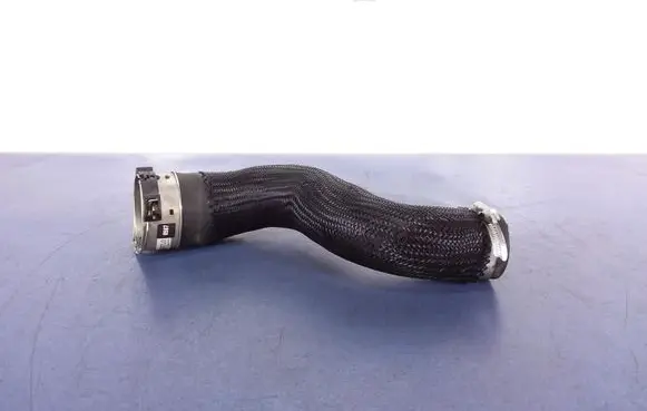 Cadillac CTS Air intake hose/pipe 23457722