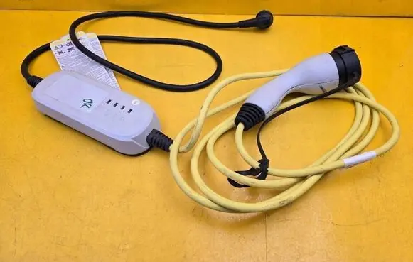 Volkswagen ID.7 Electric car charging cable 1EA971675